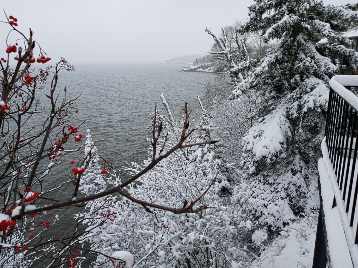 Cliff Dweller On Lake Superior Tofte Kültér fotó