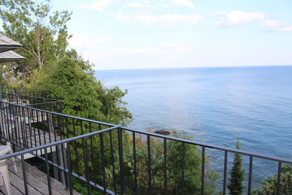 Cliff Dweller On Lake Superior Tofte Szoba fotó